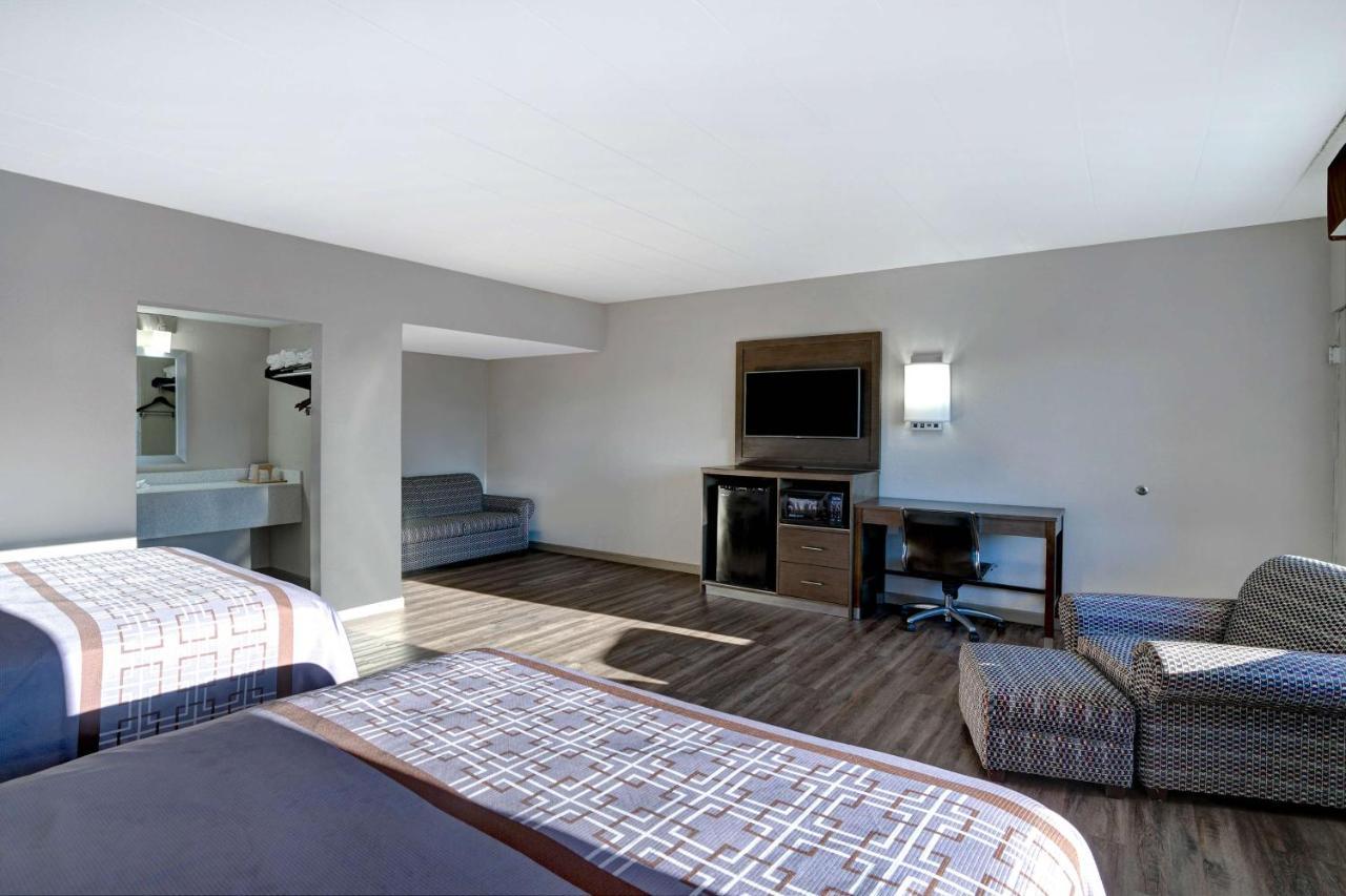 Motel 6 Burlington Exterior foto