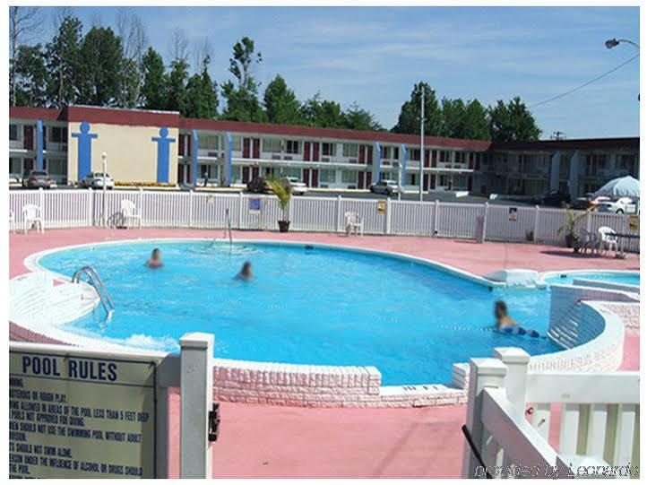 Motel 6 Burlington Exterior foto